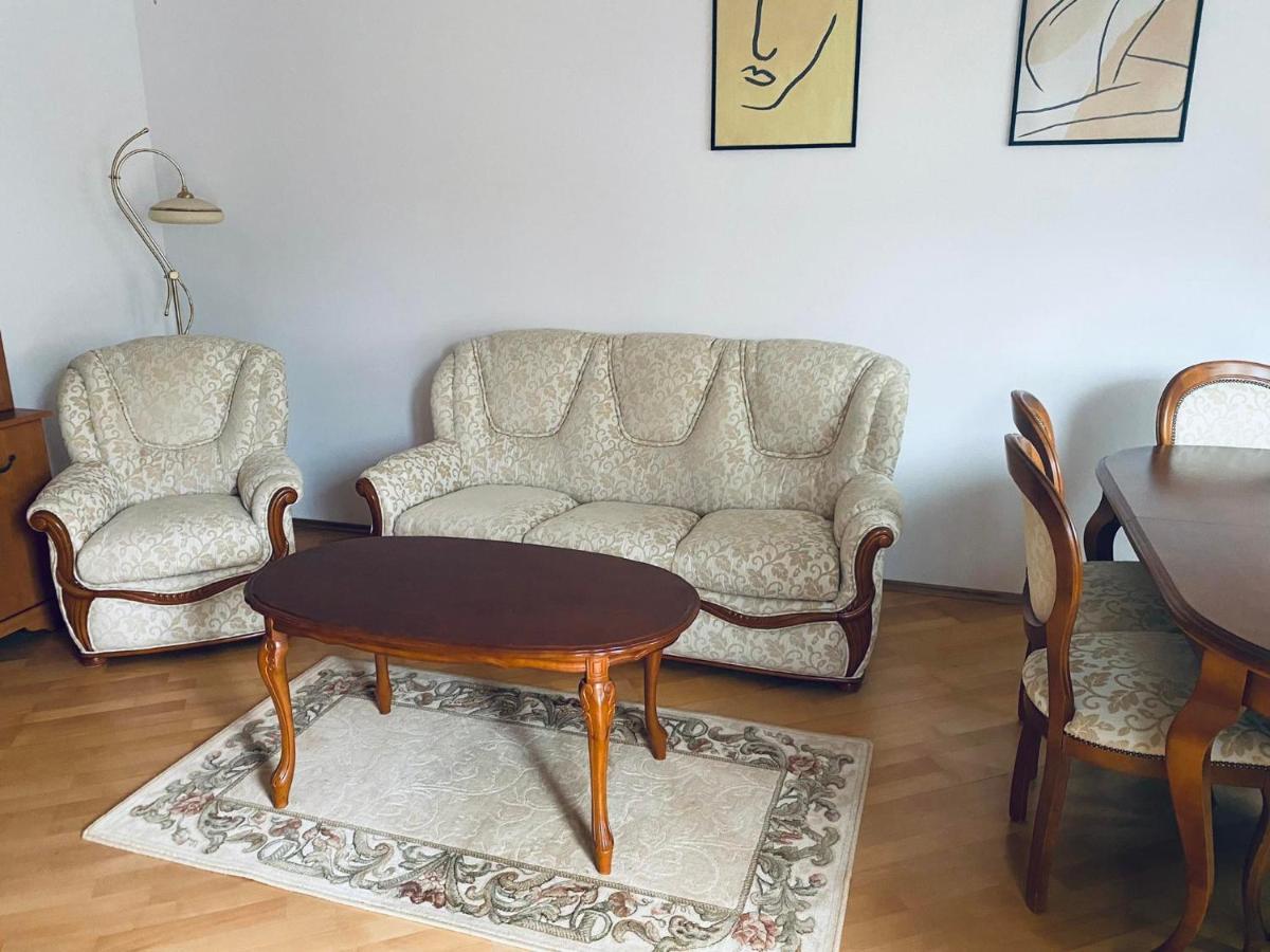 Wakacyjny Apartament Blisko Plazy. 格但斯克 外观 照片