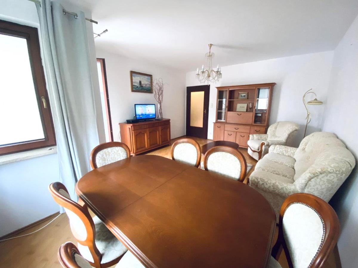 Wakacyjny Apartament Blisko Plazy. 格但斯克 外观 照片