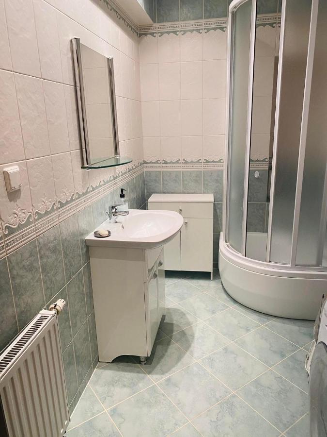 Wakacyjny Apartament Blisko Plazy. 格但斯克 外观 照片