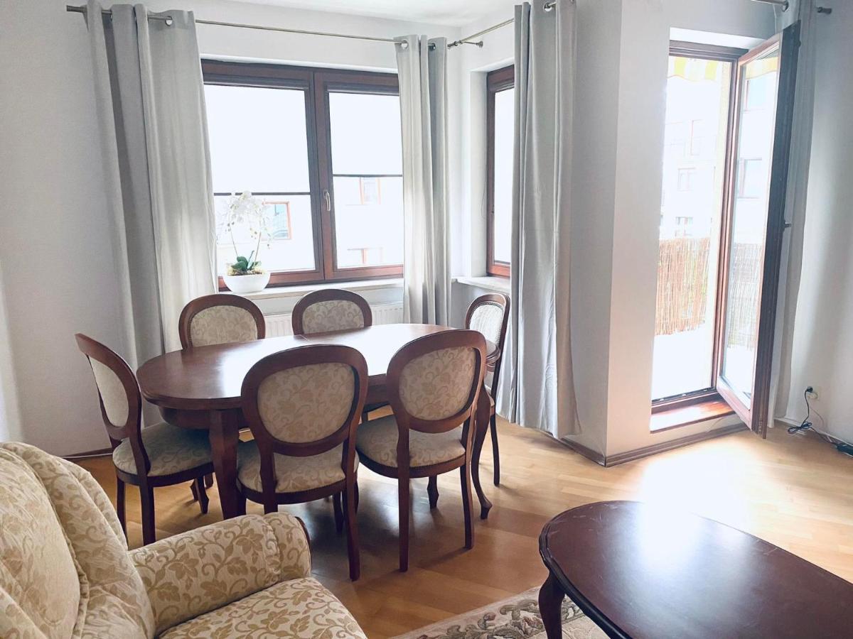 Wakacyjny Apartament Blisko Plazy. 格但斯克 外观 照片